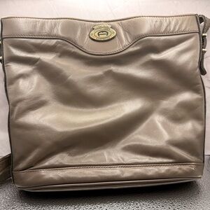 Etienne Aigner Taupe Leather Crossbody Shoulder Bag Vintage 80’s